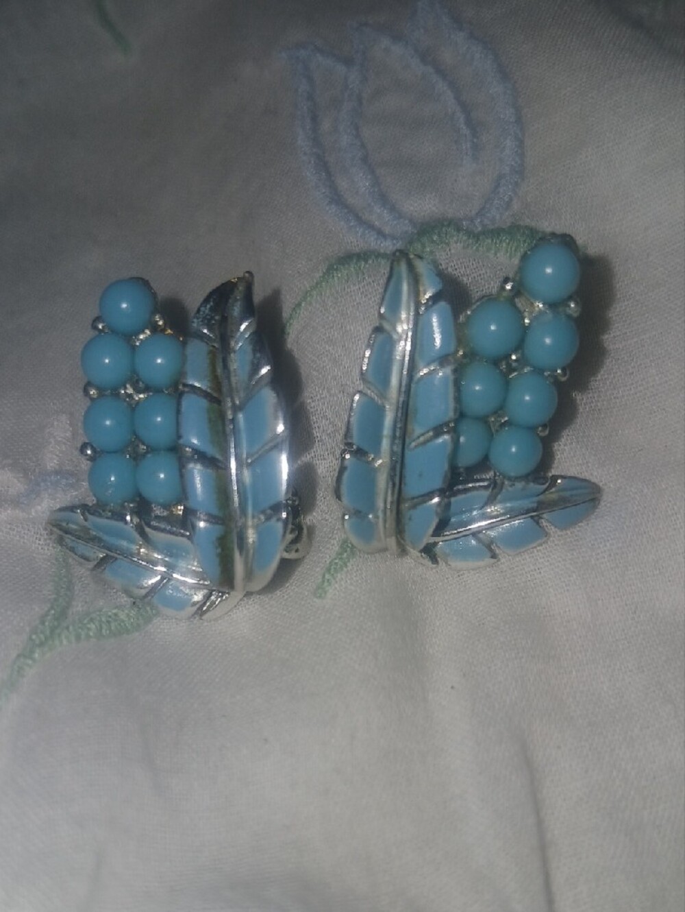 Coro 1940s Vintage Light Blue Beaded Floral Clip On Earrings